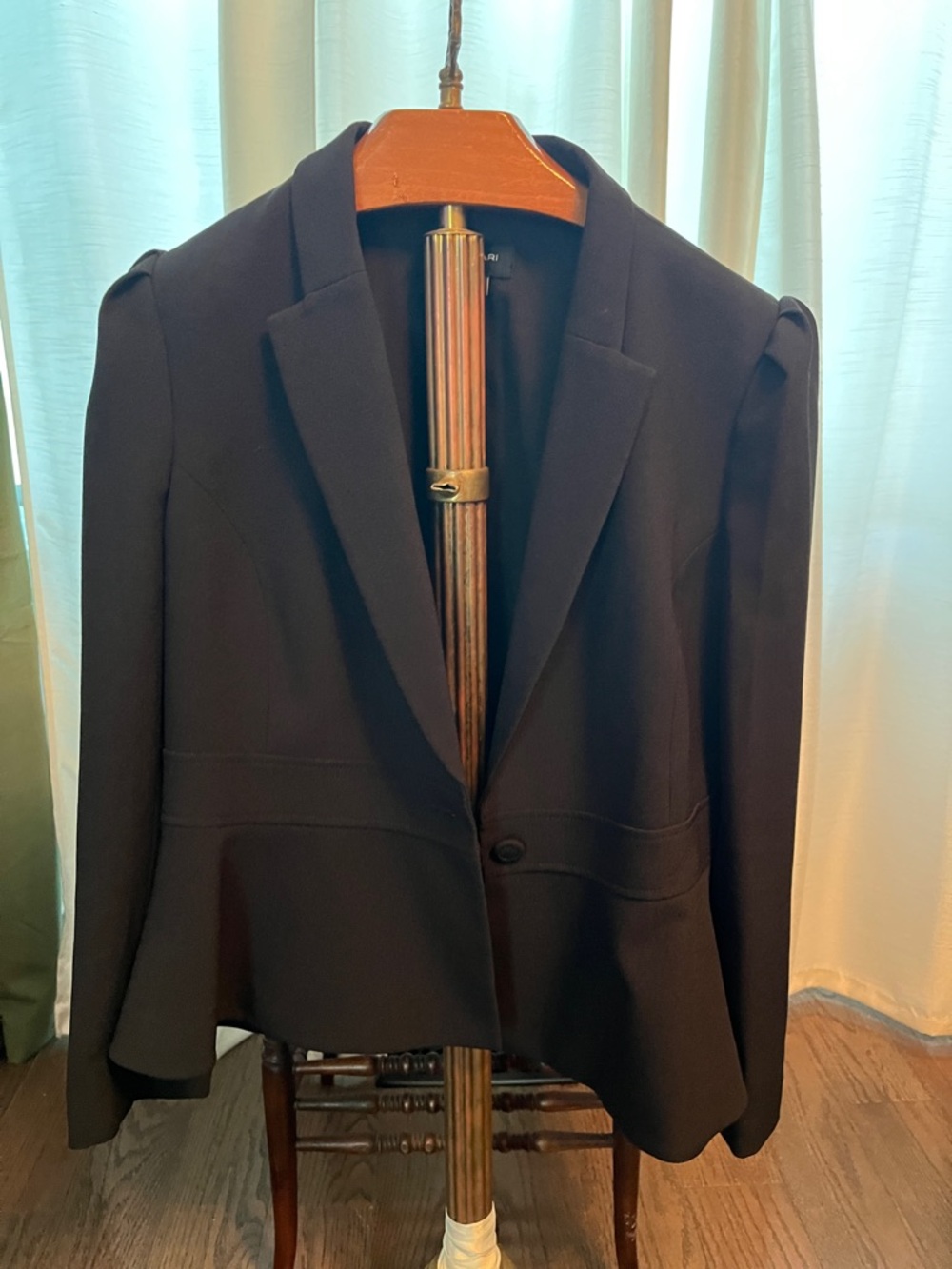 Tahari Black Women's Single-Button Blazer